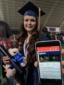 Fiance got her Student Loan repayment emailwhile attending her college graduation