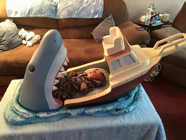 A baby bed inspired by the film Jaws