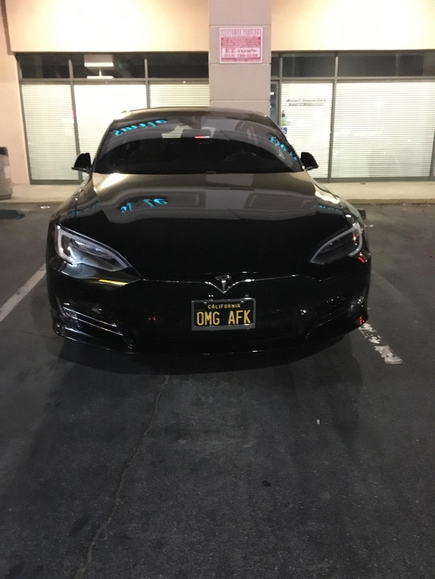 A gamer with a Tesla
