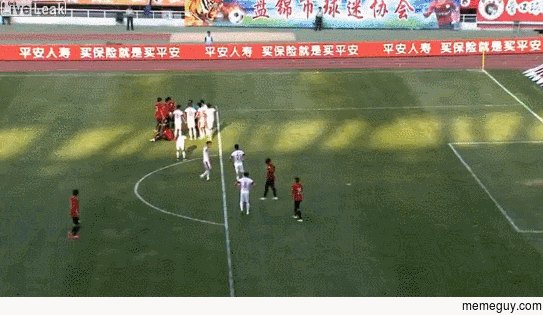 Chinese goalkeeper drinking water misses goal