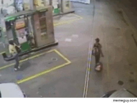 Criminal saves homeless man from an exploding ATM