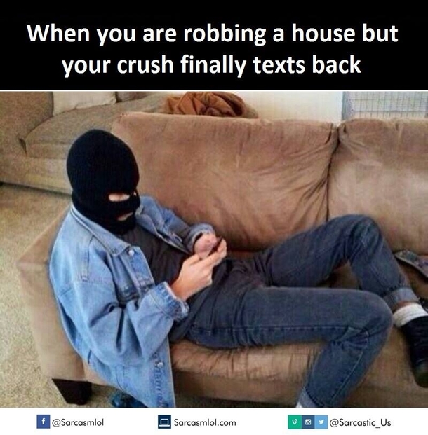 Crush finally texting back 