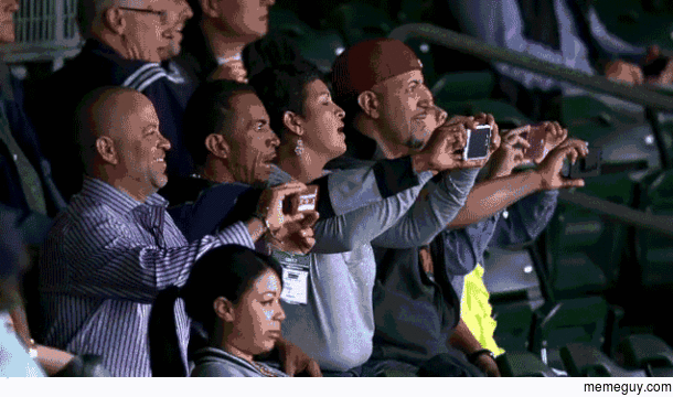 Eddie Rosarios family reacting to his first-pitch debut Homerun