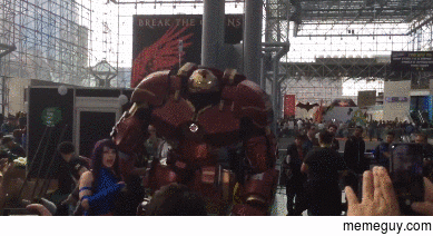Fully Functioning Hulk Buster Suit  NYCC this AM