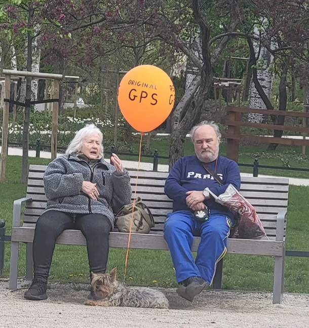 Home-made pet tracking system spotted at city park in Budapest this morning