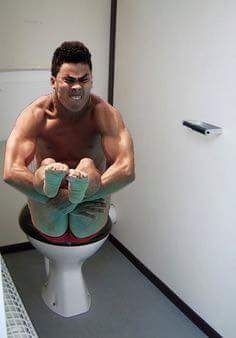 Pic #9 - Olympic divers on the toilet