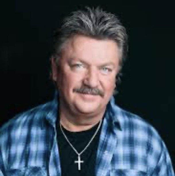 RIP Joe Diffie My only question is did anyone prop him up against a jukebox Its what he wanted