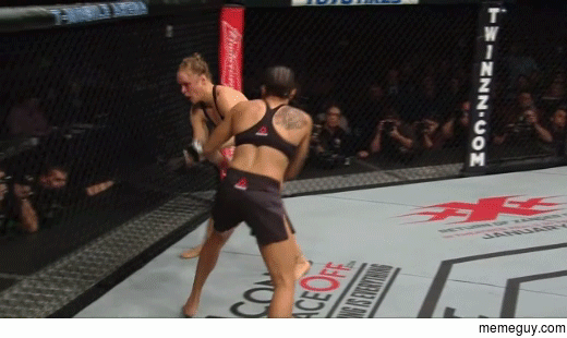 Ronda Rousey getting punched in the face