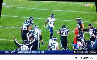 Seahawks Lockette flops with the best of em