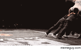 This breakdance will make you dizzy xpost from rPureAwesomeness