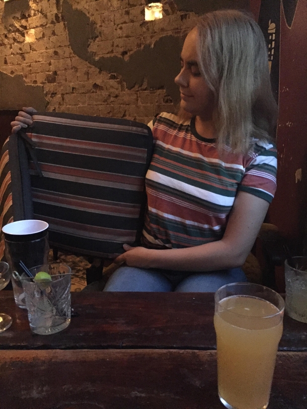 Throwback to that time I went to a bar and matched the cushions almost perfectly