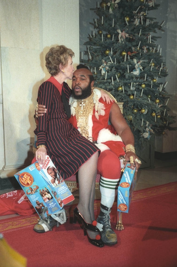 TIL in certain parts of the USA Santa Claus was historically black and pitied kids who were foolish