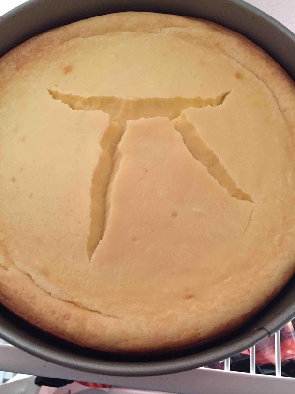Was baking a cheesecake and ended up with a pie