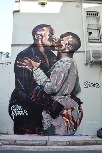  foot tall graffiti mural of Kanye kissing himself