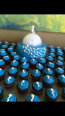 A family friend of mine is having a little boy name Gabriel this was her baby shower cake