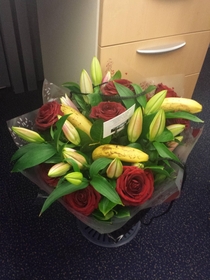 A friend sabotaged someones flowers at work - She still hasnt noticed