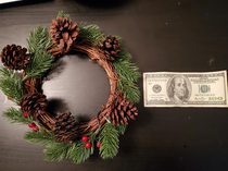A wreath a Franklin