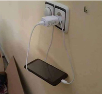 Best Way to Charge the Phone