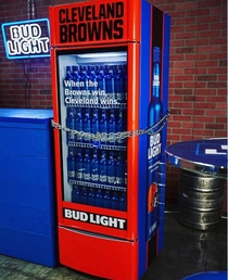 Bud Light Placing Victory Fridges In Cleveland Bars Free Beer For Everyone When Browns Win First Game Since 