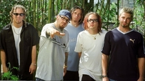 Doesnt Korn just look like an older and fatter NSYNC