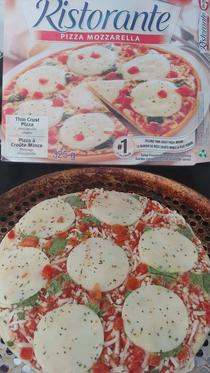 Dr Oekter Frozen Pizza never dissapoints me