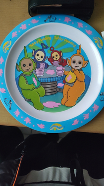 First date and I serve you something to eat on this fine plate what do you do