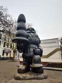 Found my new favorite statue today Rotterdam