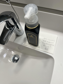 Friends warning about their hand soap dispenser
