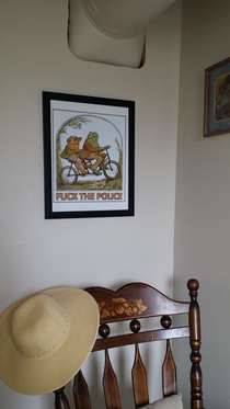 Frog and Toad in a childs room at an open house