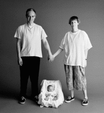 Had to make a gif of the family who photographed themselves once a year for  years