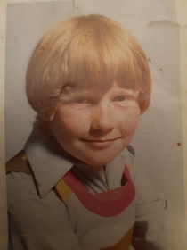I cant be the only one who thinks that my dad boy in photo looked like Ed Sheeran 