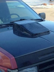 I dont think that hood scoop is real