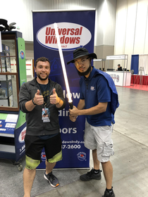 I noticed the window company at my local geek convention Popcon was lonely I was apparently the first person to ask him for a picture