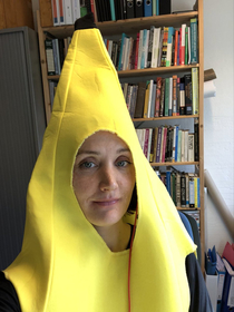 I promised to lecture as a banana if we got  good comments or questions And so they did And so I did