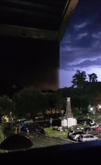 I tried to make a photo during a lightnings storm and this is what happened
