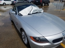 Learned from this BMW that Ive been using my sunshade all wrong