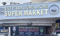 Lets kiss at the Egyptian Lionel Richie Super Market