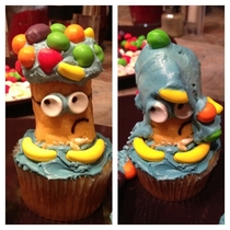 Made a special minion cupcake for my boyfriend before I left for work This is what he came home to