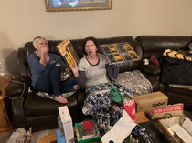 Moms presents from Dad her face says it all