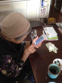 my  year old grandma from Japan showing us how she zooms in with an iPhone