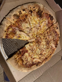 Ordered Dominos with BBQ base not metal 