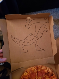 Ordering pizza online Draw a dinosaur on the box autocorrected to Dry dinosaur on the box This is what was delivered