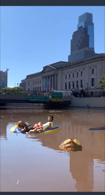 Philly floods and all the crazys come out the woodwork