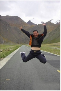 Pic #10 - Chinese photoshop trolls work their magic