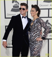 Pic #8 - Robin Thicke always holds his arms out like some sort of god damn Ken doll