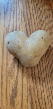 Potato loves me