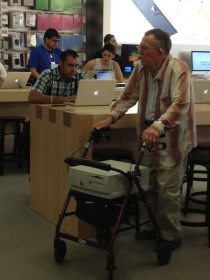 So I saw this gentleman at the apple store yesterday