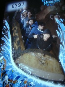 So my friends and I all wanted to point at the camera on Splash mountain I missed