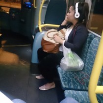 st world problems buy beats by Dre to look cool on the bus but cant afford to buy anything to plug them into