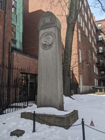 The headstone of John Hancock is Well The resemblance is uncannily phallic
